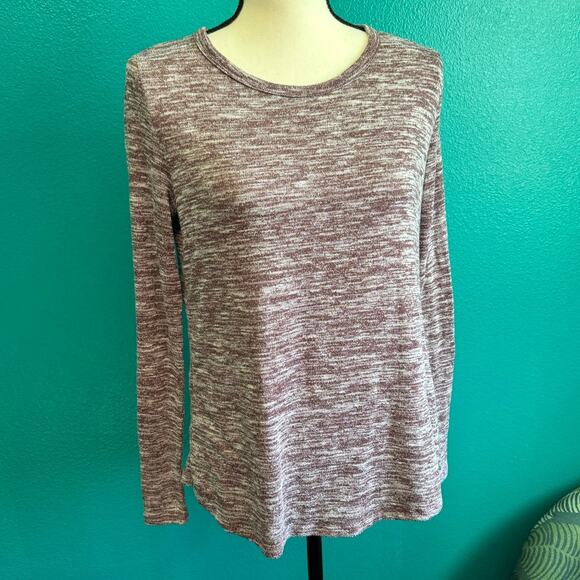 Old Navy Tulip Back Getting Figgy Maroon Pullover Knit Sweater Women's Small - Picture 3 of 10